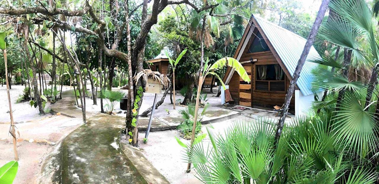 Kin Resort Lodge Maya Beach Esterno foto