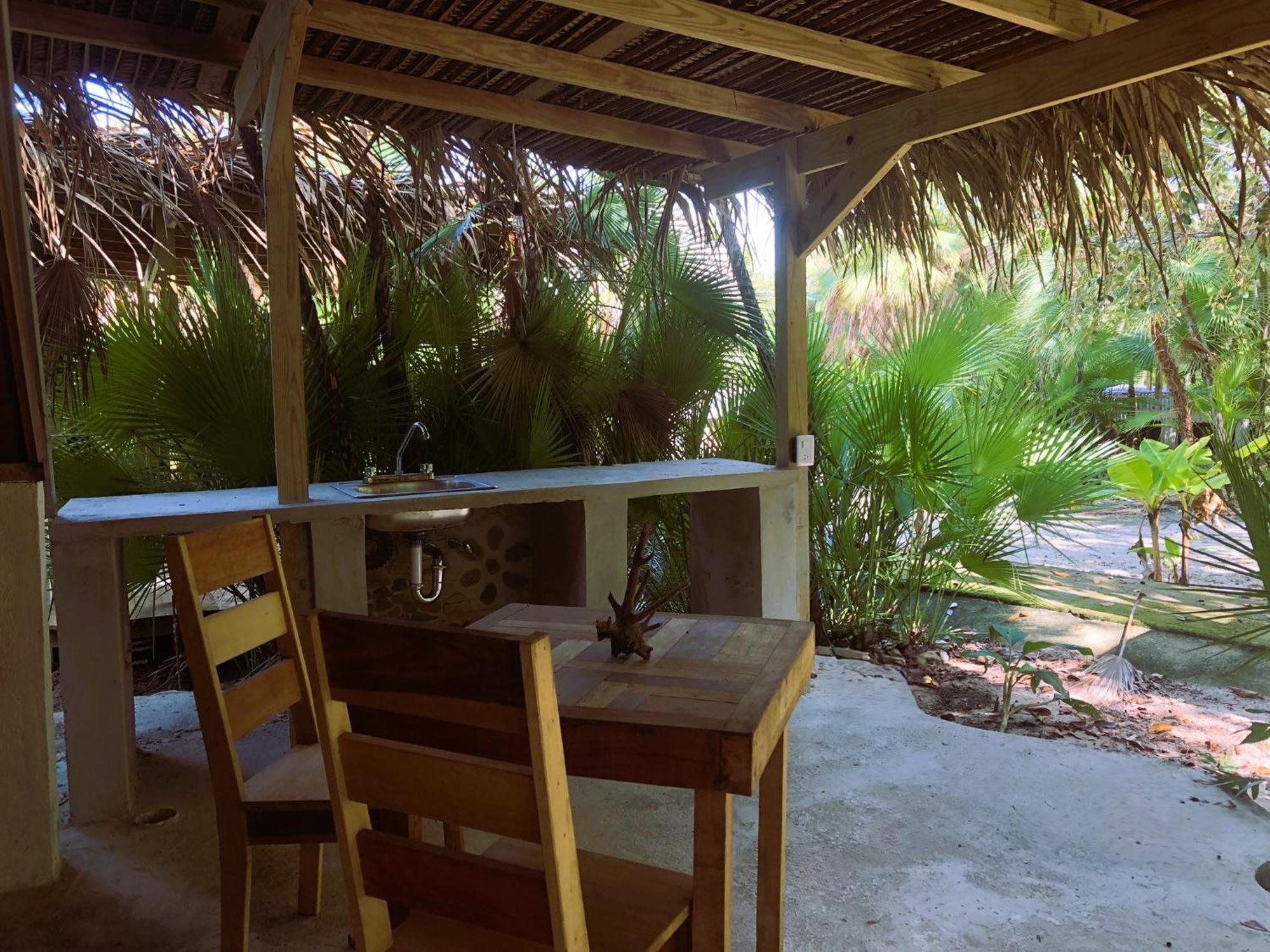 Kin Resort Lodge Maya Beach Esterno foto