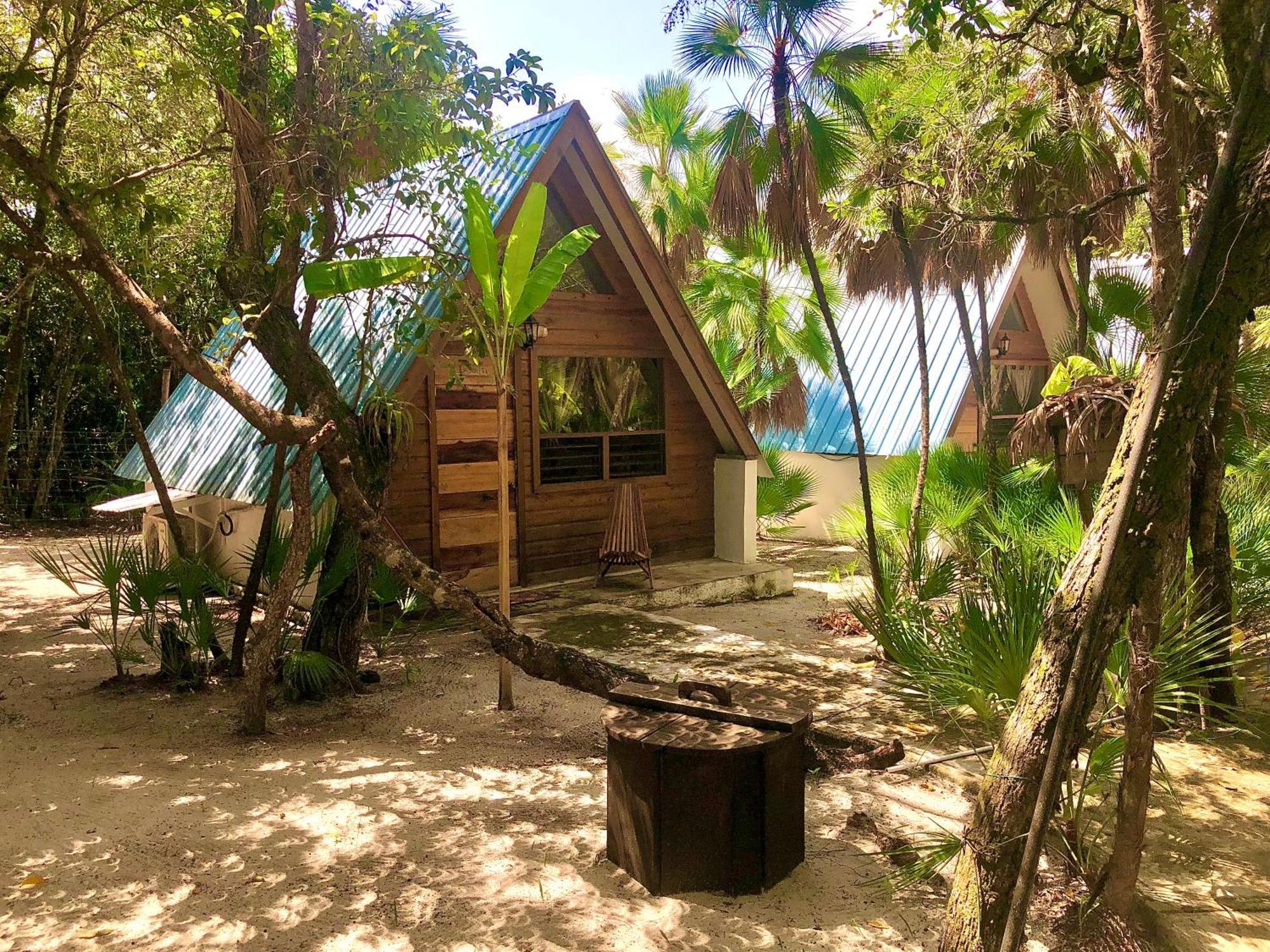Kin Resort Lodge Maya Beach Esterno foto